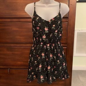 *BERSHKA* Patterned Floral Romper